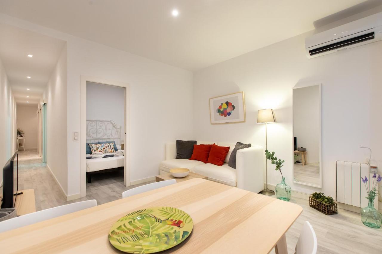 Pere Serafi 2 bedroom apartment Barcelona Bagian luar foto
