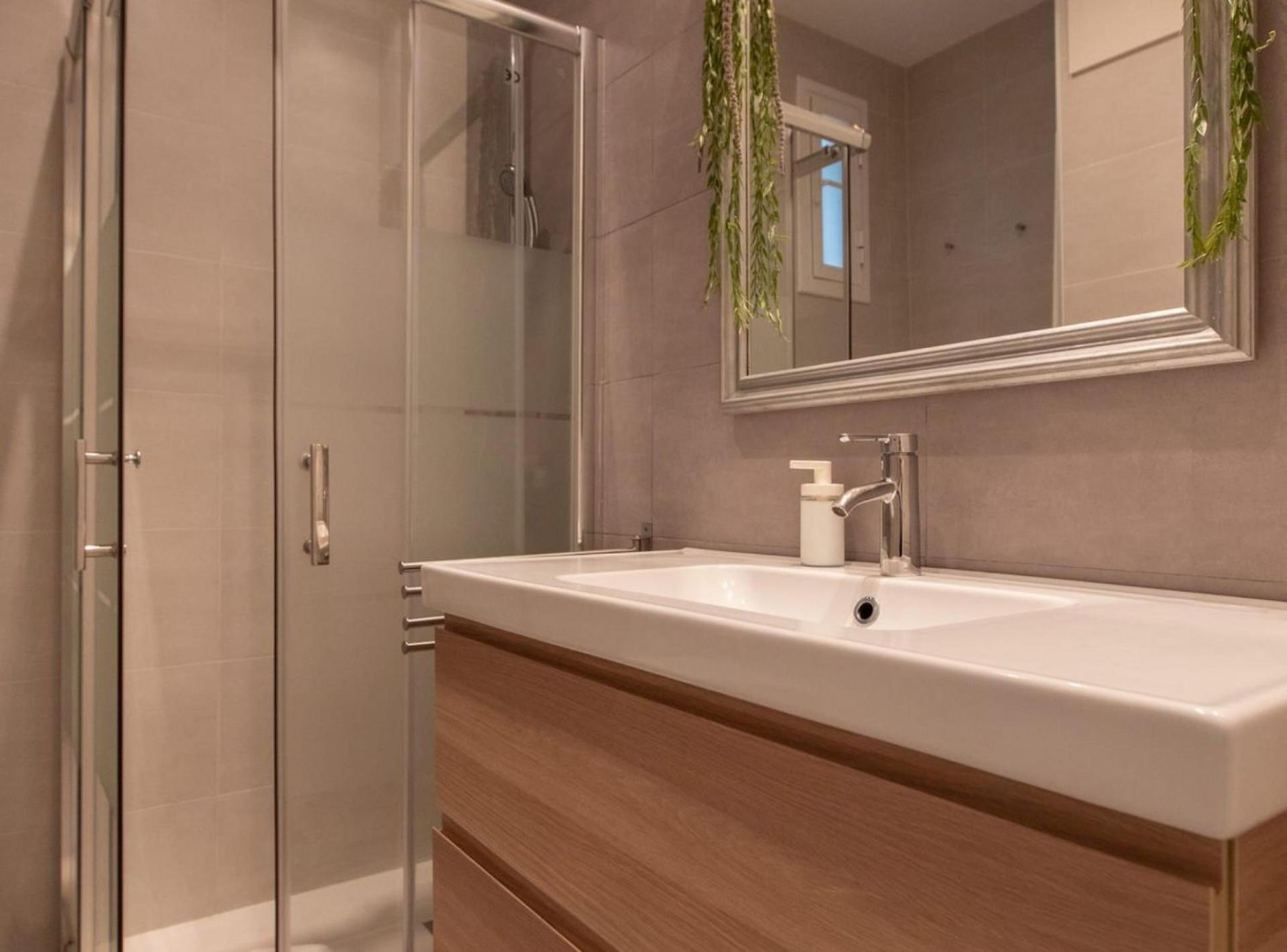 Pere Serafi 2 bedroom apartment Barcelona Bagian luar foto