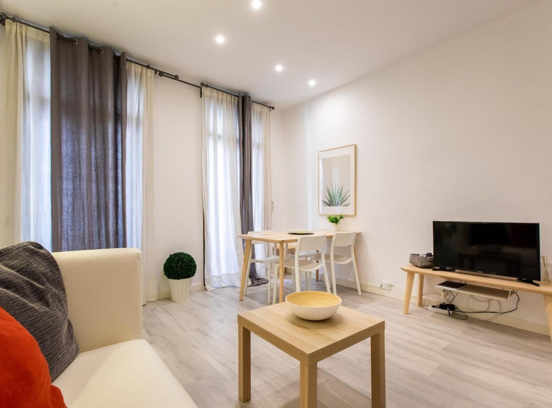 Pere Serafi 2 bedroom apartment Barcelona Bagian luar foto